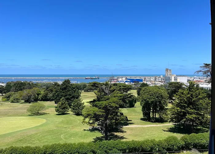 Depto Frente Al Golf Y Mar