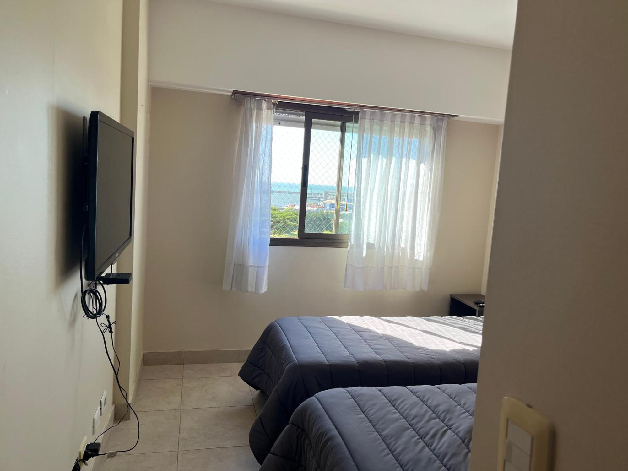 Depto Frente Al Golf Y Mar Apartamento
