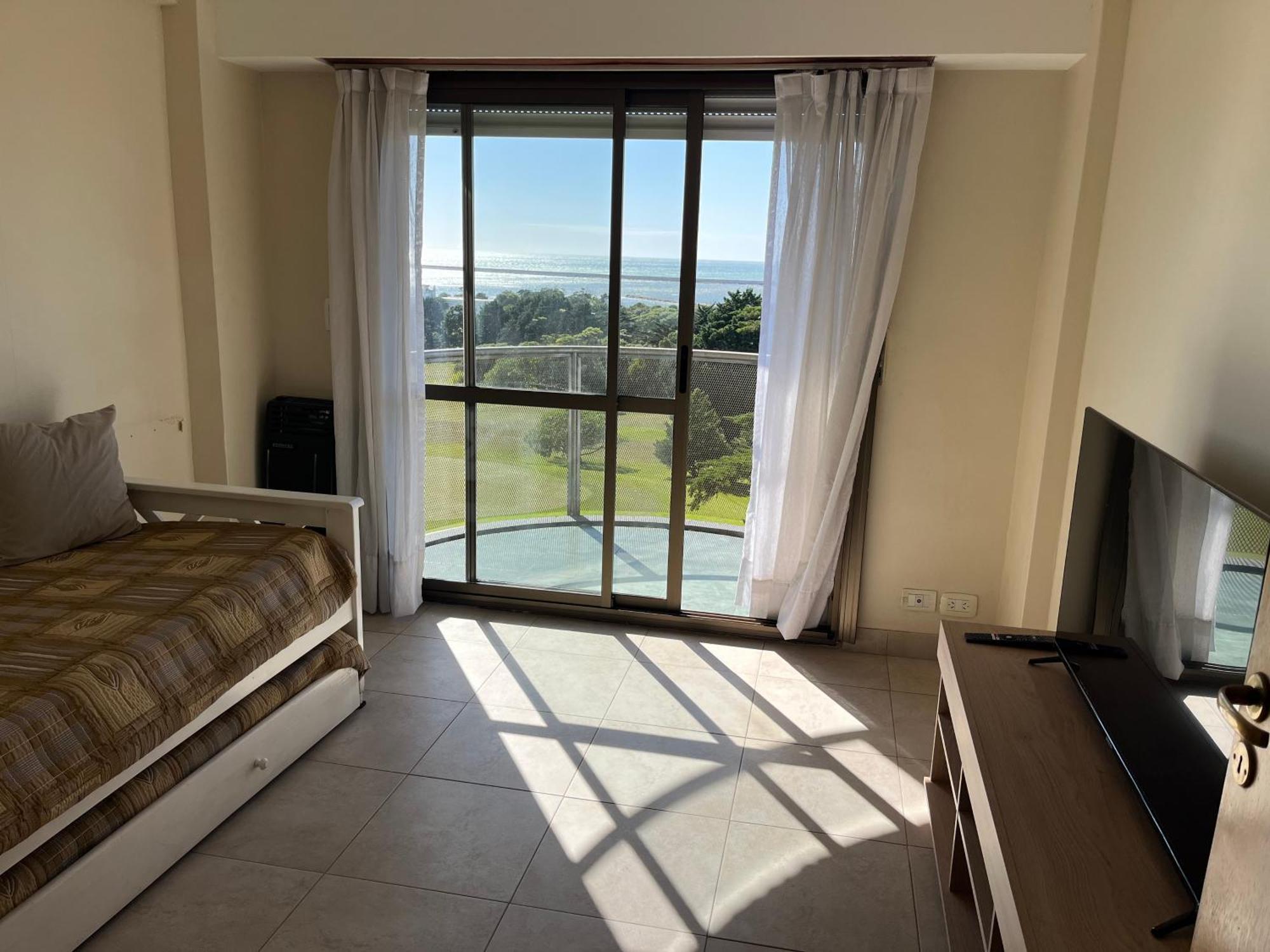 Apartamento Depto Frente Al Golf Y Mar Mar del Plata